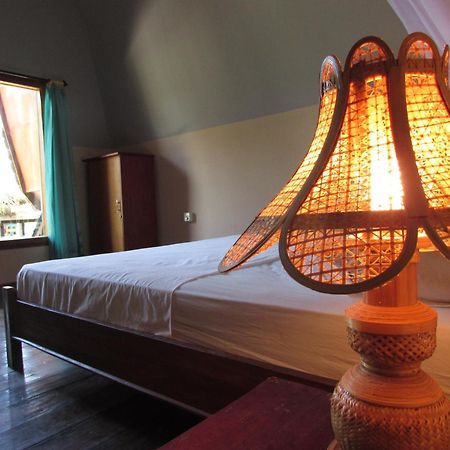 II Bungalow Gili Meno Habitación foto
